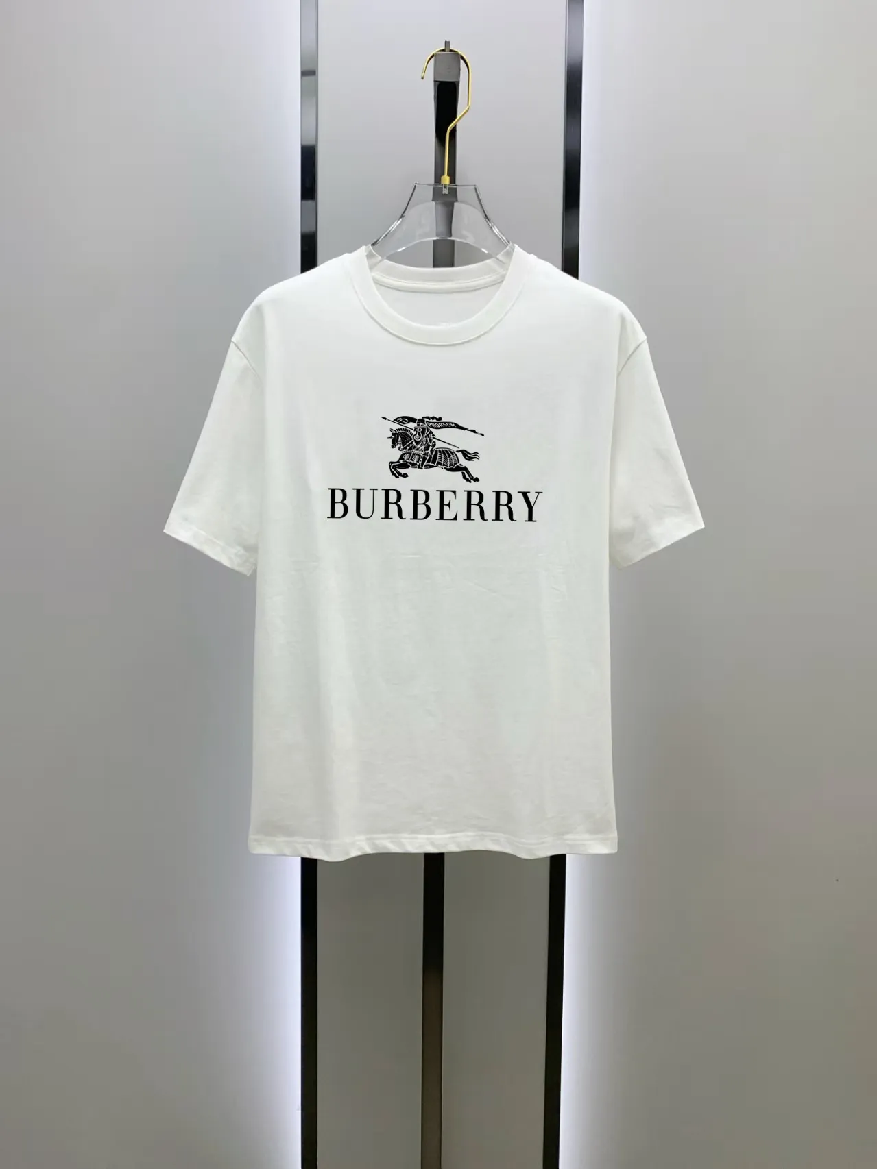 # 2026 New Arrival New Arrival T Premium ！ logo Premium 250 . . . . . ！ ！ ：Black。White！ Sizes： S M L XL XXL ：50 52 55 58 61 ：69 71 73 75 77 ：48 50 53 56 58 ：22 22.5 23 23.5 24 ， 1-3CM